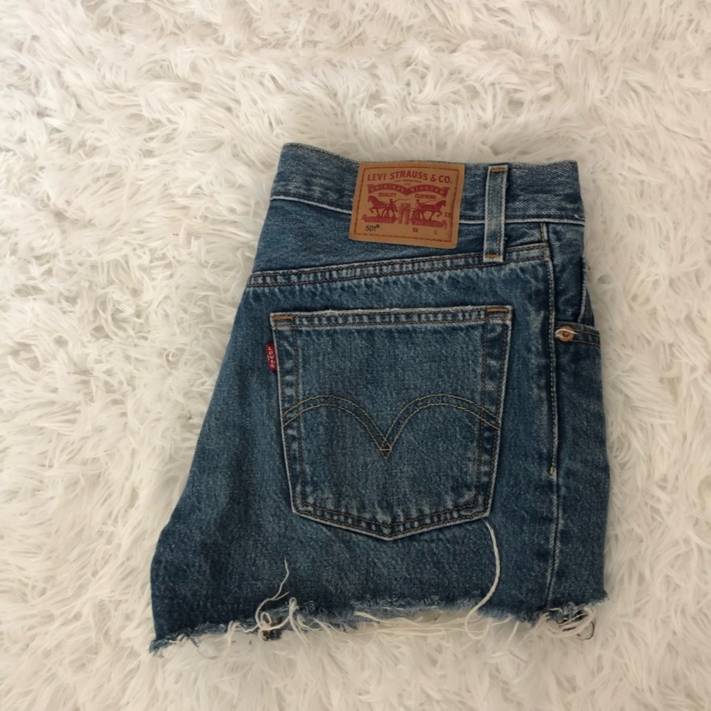 Levis mid rise denim shorts